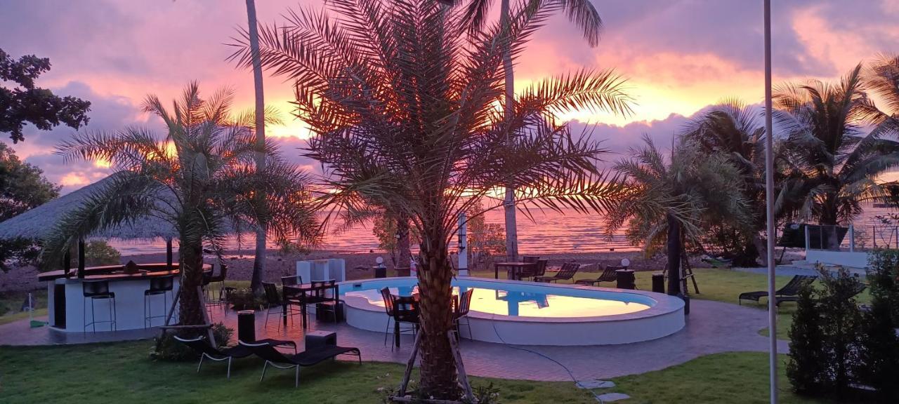 Ganze Villa Beachfront-Pool-Villa-Apartment Ко Чанг Экстерьер фото