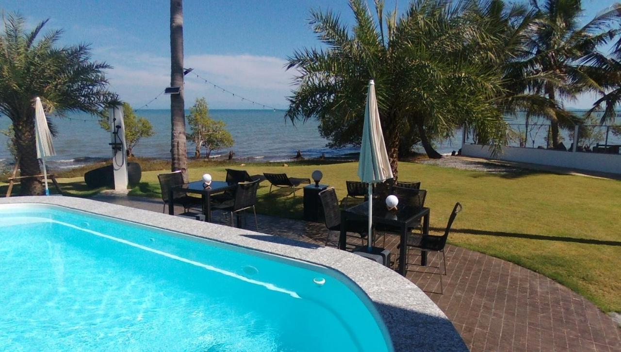 Ganze Villa Beachfront-Pool-Villa-Apartment Ко Чанг Экстерьер фото
